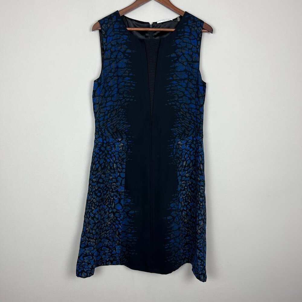 T Tahari Dress 12 Black Blue‎ Abstract Pattern Mesh V-Neck A-Line Fit N Flare